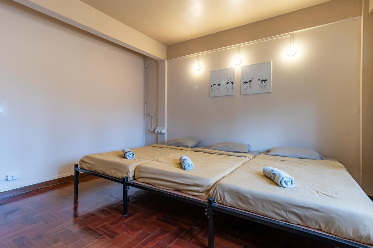 Snoozzze Hostel ใกล้รถไฟฟ้า ย่านบางรัก (Adults Only) Bangkok Exterior foto