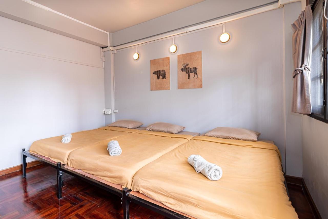 Snoozzze Hostel ใกล้รถไฟฟ้า ย่านบางรัก (Adults Only) Bangkok Exterior foto