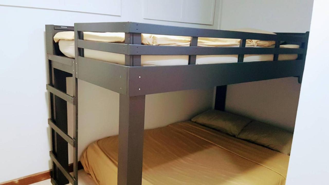 Snoozzze Hostel ใกล้รถไฟฟ้า ย่านบางรัก (Adults Only) Bangkok Exterior foto